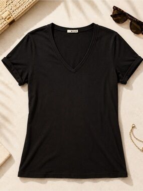 LAmade Black Semi-Sheer Cotton V-Neck Tunic Tee Size M